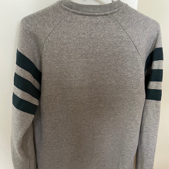 Classic Adidas Original Crewneck Sweatshirt - Picture 4 of 4